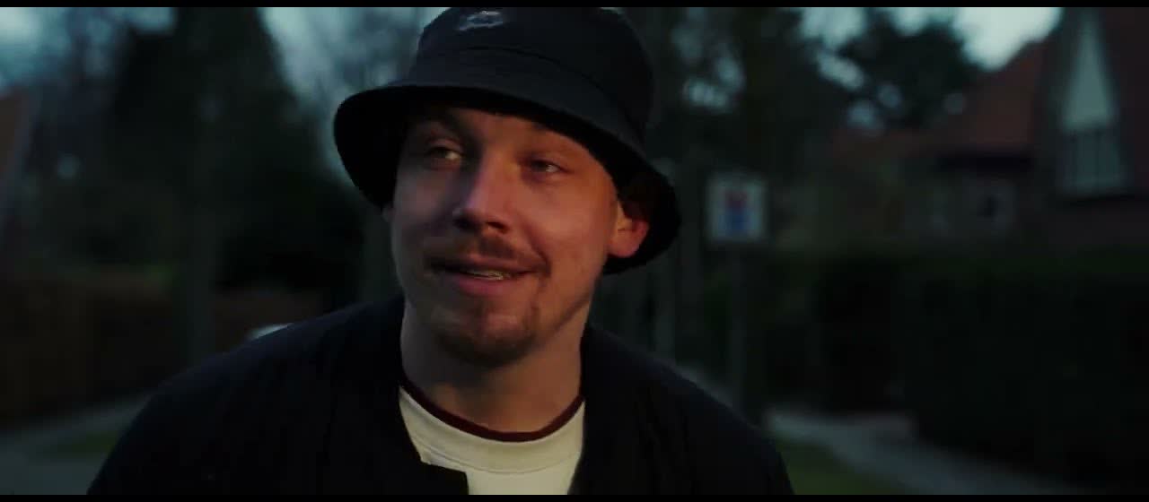 Regen In De Drup (ft. Xira Rae)